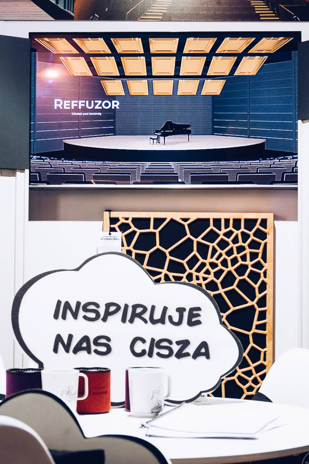 Chmurka Inspiruje nas cisza na naszym stoisku na targach 4 Design Days