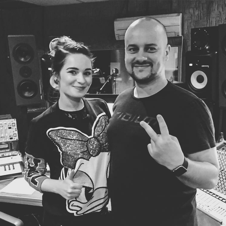 Ewelina Lisowska i Jarosław JARO Baran w studio nagraniowym Architected Sound