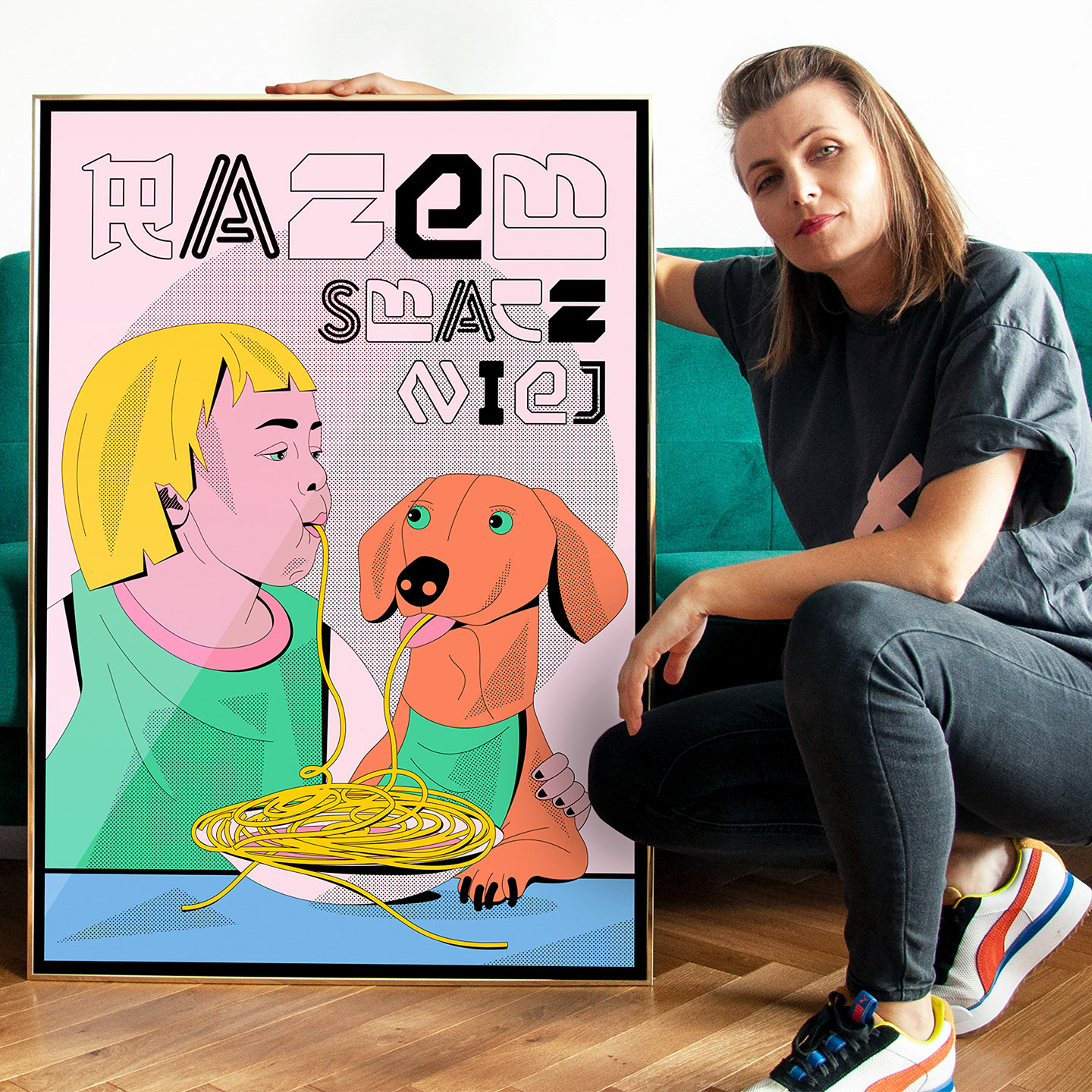 Ewelina Gąska prezentuje plakat zaprojektowany na aukcję charytatywną dla PET PORTRAIT