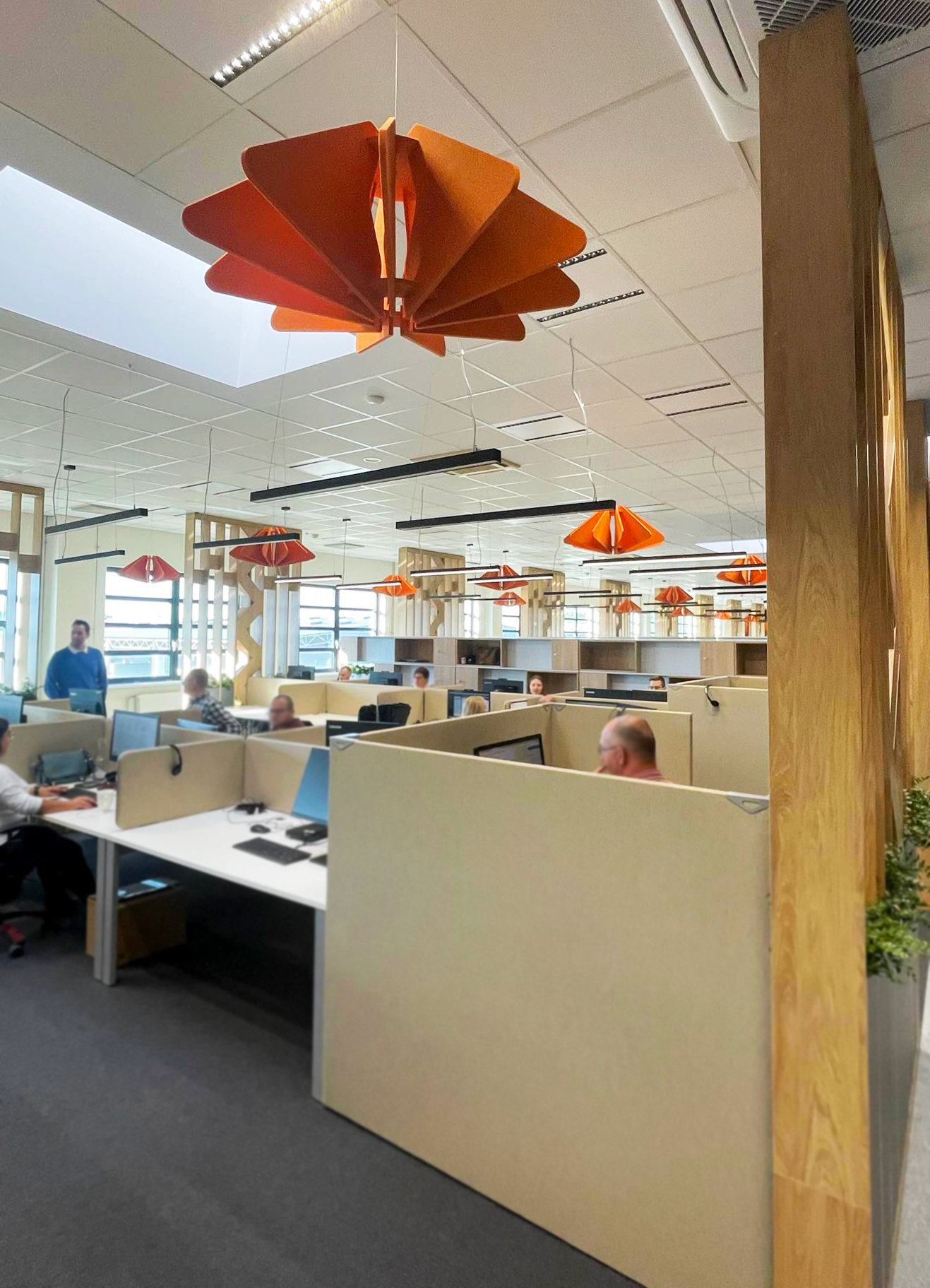 Adaptacja akustyczna - lampa dźwiękochłonna Lamp