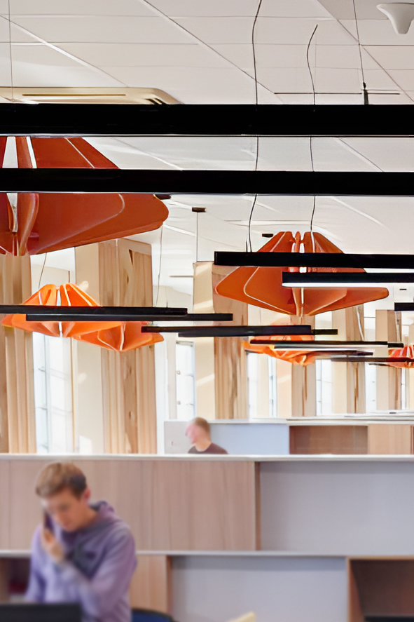 Adaptacja akustyczna - lampa dźwiękochłonna Lamp
