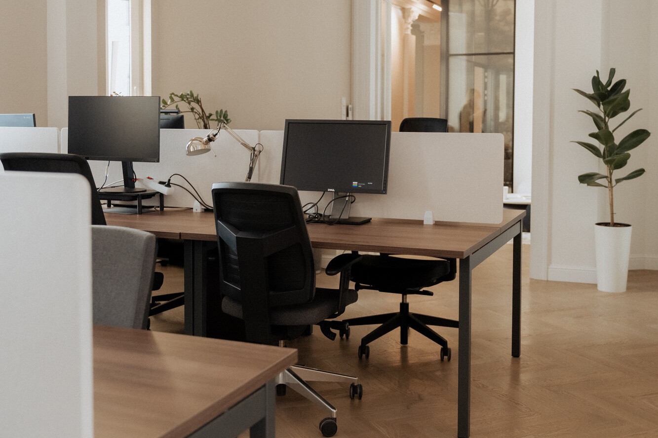 Desk-Divider - biurkowy ekran dźwiękoizolacyjny