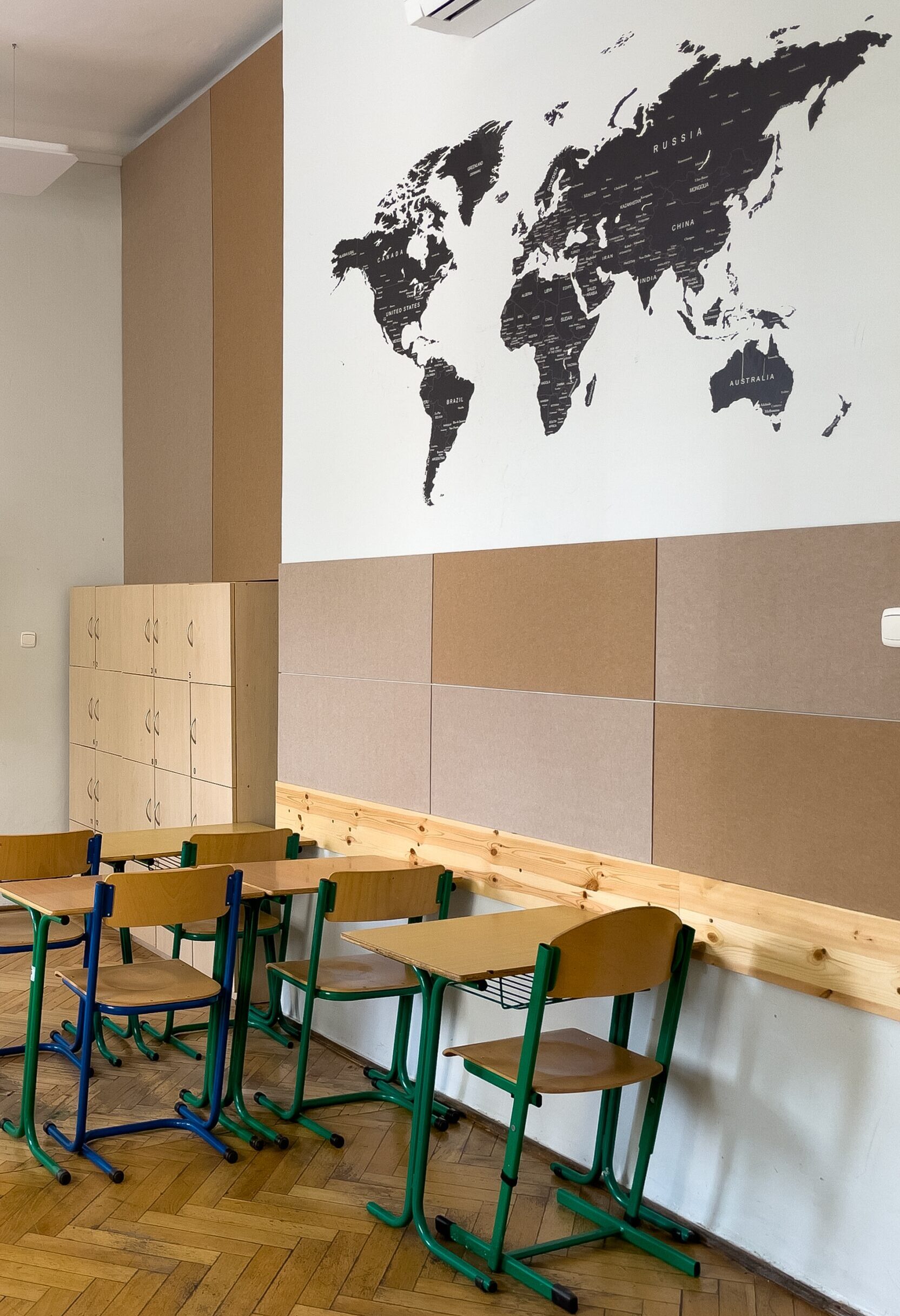 Adaptacja akustyczna sali lekcyjnej TSSP w Krakowie z panelami ściennymi EcoPET